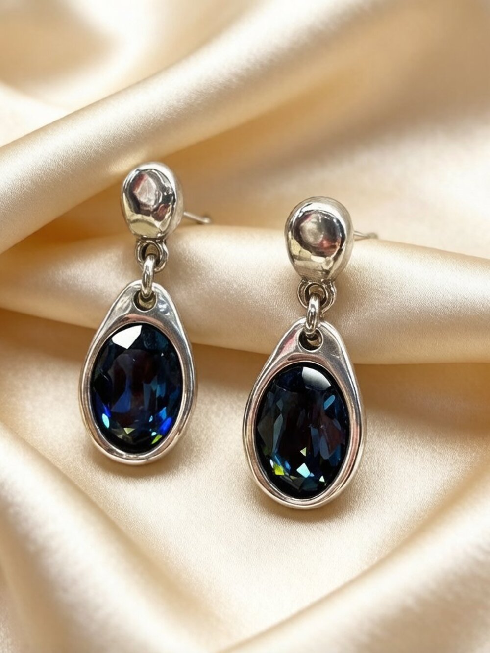 Niche fashion brand UNO DE 50 water drop blue crystal earrings and eardrops